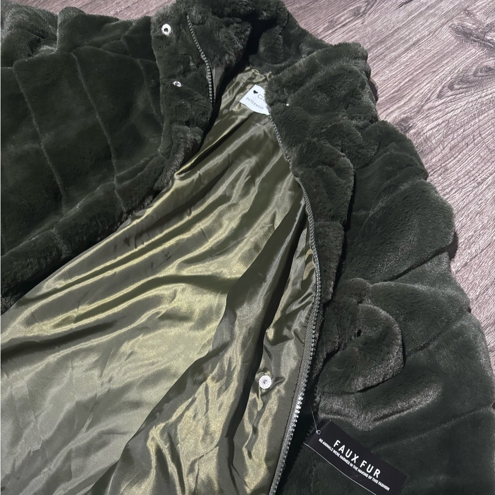 Ci Sono Faux Fur Jacket in Dark Green